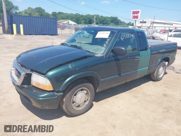 ✅ 2003 GMC Sonoma SLS • VIN: 1GTCS19X338196177 • Lot: 42568798. Wystawiony na IAAI z przebiegiem 167 659 mil. Bezpłatny archiwum sprzedaży aukcyjnych z USA i szczegółowy raport historii pojazdu na DreamBid. Zdjęcie 2.
