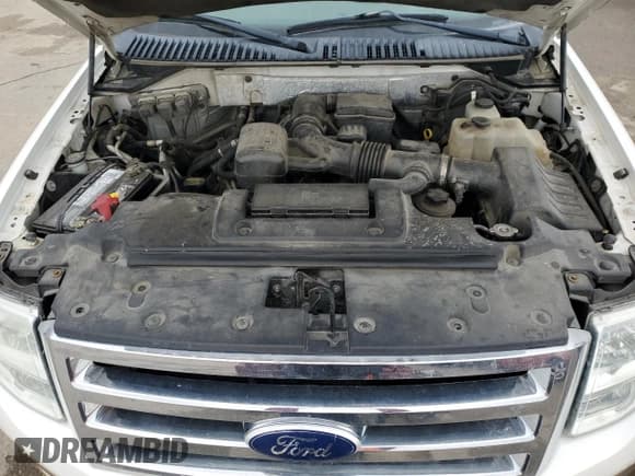 ✅ 2011 Ford Expedition XLT • VIN: 1FMJU1J56BEF34954 • Lot: 50958715. Listed on Copart with 180,801 mi. Free auction sales archive from the USA and detailed vehicle history report at DreamBid. Image 12.