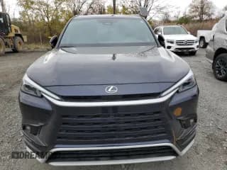 ✅ 2024 Lexus TX 500h F Sport Premium • VIN: 5TDABAB63RS001210 • Лот: 78628734. Опубликован ранее на Copart с пробегом Не указан. Бесплатный доступ к архиву аукционных продаж из США и подробный отчёт об истории автомобиля на DreamBid. Изображение 5.