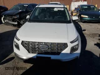 ✅ 2021 Hyundai Venue SEL • VIN: KMHRC8A37MU128882 • Lot: 82490363. Listed on Copart with 13,198 mi. Free auction sales archive from the USA and detailed vehicle history report at DreamBid. Image 5.
