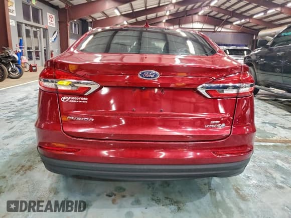 ✅ 2019 Ford Fusion SE • VIN: 3FA6P0LU6KR125453 • Lot: 95720405. Listed on Copart with 254,302 mi. Free auction sales archive from the USA and detailed vehicle history report at DreamBid. Image 6.