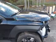 ✅ 2025 Hyundai Kona SEL • VIN: KM8HBCAB5SU186303 • Лот: 43511428. Опубликован ранее на IAAI с пробегом 17 710 миль. Бесплатный доступ к архиву аукционных продаж из США и подробный отчёт об истории автомобиля на DreamBid. Изображение 18.