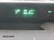 ✅ 2007 Toyota Prius • VIN: JTDKB20U873260575 • Лот: 93319765. Опубликован ранее на Copart с пробегом 288 432 миль. Бесплатный доступ к архиву аукционных продаж из США и подробный отчёт об истории автомобиля на DreamBid. Изображение 9.