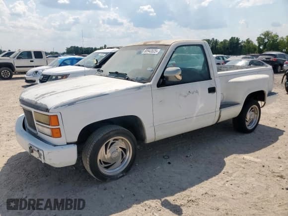 ✅ 1990 GMC Sierra 1500 • VIN: 1GTDC14Z1LZ545163 • Lot: 80943525. Wystawiony na Copart z przebiegiem 181 256 mil. Bezpłatny archiwum sprzedaży aukcyjnych z USA i szczegółowy raport historii pojazdu na DreamBid. Zdjęcie 1.