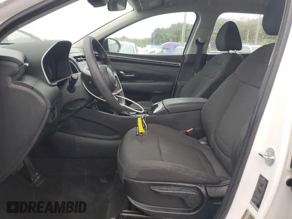 ✅ 2024 Hyundai Tucson SE • VIN: 5NMJACDE8RH307065 • Lot: 86099445. Listed on Copart with 27,891 mi. Free auction sales archive from the USA and detailed vehicle history report at DreamBid. Image 7.