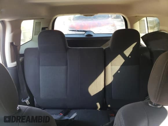 ✅ 2017 Jeep Patriot Sport SE • VIN: 1C4NJPBA6HD207756 • Lot: 64142705. Wystawiony na Copart z przebiegiem 110 981 mil. Bezpłatny archiwum sprzedaży aukcyjnych z USA i szczegółowy raport historii pojazdu na DreamBid. Zdjęcie 10.