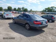 ✅ 2010 Mercedes-Benz E 350 Luxury • VIN: WDDHF8HB2AA139425 • Lot: 43116627. Listed on IAAI with 140,513 mi. Free auction sales archive from the USA and detailed vehicle history report at DreamBid. Image 3.