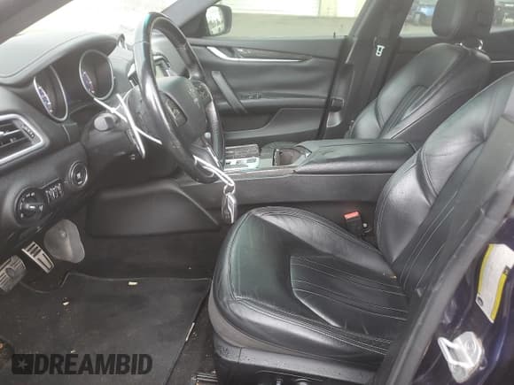 ✅ 2015 Maserati Ghibli • VIN: ZAM57XSA0F1129869 • Лот: 61414685. Опубликован ранее на Copart с пробегом 62 382 миль. Бесплатный доступ к архиву аукционных продаж из США и подробный отчёт об истории автомобиля на DreamBid. Изображение 7.