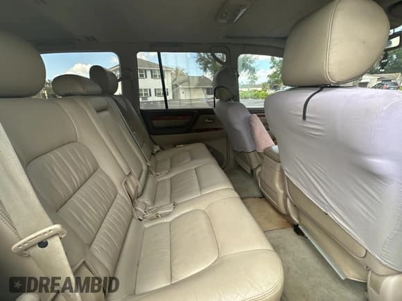 ✅ 1998 Lexus LX 470 • VIN: JT6HT00W7W0008417 • Lot: 79324334. Wystawiony na Copart z przebiegiem 183 911 mil. Bezpłatny archiwum sprzedaży aukcyjnych z USA i szczegółowy raport historii pojazdu na DreamBid. Zdjęcie 6.