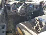 ✅ 2010 Dodge 1500 ST • VIN: 3D7JB1EP4AG102656 • Lot: 90335195. Wystawiony na Copart z przebiegiem 143 384 mil. Bezpłatny archiwum sprzedaży aukcyjnych z USA i szczegółowy raport historii pojazdu na DreamBid. Zdjęcie 8.