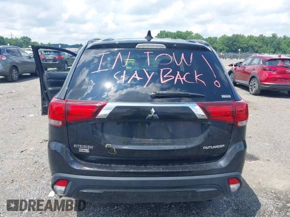 2019 Mitsubishi Outlander ES z VIN JA4AZ3A39KZ047749, wystawiony jako IAAI lot #42737988 z przebiegiem 215 294 mil mil oraz . Historia ofert i sprzedaży dostępna na DreamBid. Obrazek 16.