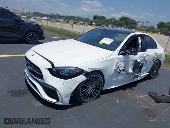 ✅ 2023 Mercedes-Benz C 300 • VIN: W1KAF4GB2PR130648 • Лот: 42289184. Опубликован ранее на IAAI с пробегом 18 607 миль. Бесплатный доступ к архиву аукционных продаж из США и подробный отчёт об истории автомобиля на DreamBid. Изображение 6.