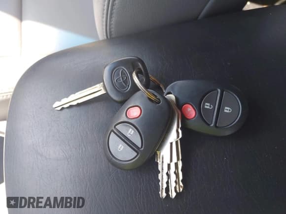 ✅ 2015 Toyota Tacoma PreRunner • VIN: 5TFKU4HN3FX007156 • Lot: 42460345. Listed on IAAI with 123,563 mi. Free auction sales archive from the USA and detailed vehicle history report at DreamBid. Image 11.