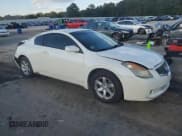✅ 2008 Nissan Altima S • VIN: 1N4AL24E38C278002 • Лот: 86330455. Опубликован ранее на Copart с пробегом 284 051 миль. Бесплатный доступ к архиву аукционных продаж из США и подробный отчёт об истории автомобиля на DreamBid. Изображение 4.