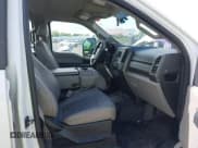 ✅ 2019 Ford F-350 Platinum • VIN: 1FT7W3BTXKEG58288 • Лот: 42630082. Опубликован ранее на IAAI с пробегом 161 637 миль. Бесплатный доступ к архиву аукционных продаж из США и подробный отчёт об истории автомобиля на DreamBid. Изображение 5.