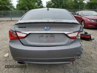 ✅ 2013 Hyundai Sonata SE • VIN: 5NPEC4ABXDH745884 • Lot: 64142574. Listed on Copart with 110,665 mi. Free auction sales archive from the USA and detailed vehicle history report at DreamBid. Image 6.