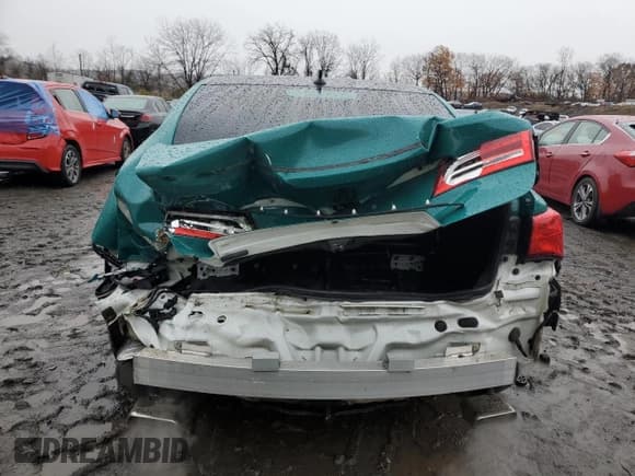 ✅ 2020 Acura TLX Technology • VIN: 19UUB3F43LA004020 • Lot: 81593814. Listed on Copart with 38,384 mi. Free auction sales archive from the USA and detailed vehicle history report at DreamBid. Image 6.