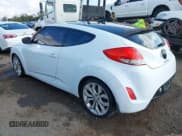 ✅ 2013 Hyundai Veloster w/Black Int • VIN: KMHTC6AD4DU162653 • Lot: 43849738. Wystawiony na IAAI z przebiegiem 178 593 mil. Bezpłatny archiwum sprzedaży aukcyjnych z USA i szczegółowy raport historii pojazdu na DreamBid. Zdjęcie 3.