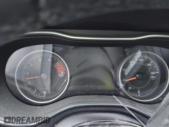 ✅ 2020 Jeep Cherokee Limited • VIN: 1C4PJMDX9LD563975 • Lot: 43573677. Wystawiony na IAAI z przebiegiem Nie podano. Bezpłatny archiwum sprzedaży aukcyjnych z USA i szczegółowy raport historii pojazdu na DreamBid. Zdjęcie 16.