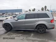 ✅ 2010 Mercedes-Benz GL 550 • VIN: 4JGBF8GE7AA563321 • Lot: 41467521. Wystawiony na IAAI z przebiegiem 157 816 mil. Bezpłatny archiwum sprzedaży aukcyjnych z USA i szczegółowy raport historii pojazdu na DreamBid. Zdjęcie 14.