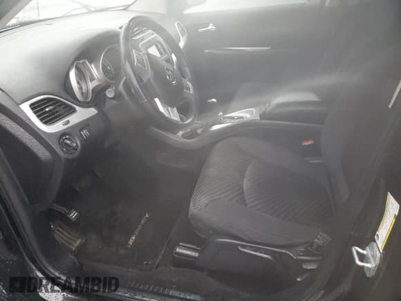 ✅ 2013 Dodge Journey SXT • VIN: 3C4PDCBG5DT530357 • Lot: 90670355. Wystawiony na Copart z przebiegiem 115 815 mil. Bezpłatny archiwum sprzedaży aukcyjnych z USA i szczegółowy raport historii pojazdu na DreamBid. Zdjęcie 7.