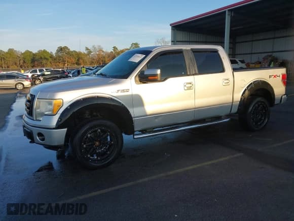 ✅ 2010 Ford F-150 XL • VIN: 1FTFW1EV8AFD87138 • Lot: 43797612. Listed on IAAI with 251,680 mi. Free auction sales archive from the USA and detailed vehicle history report at DreamBid. Image 2.