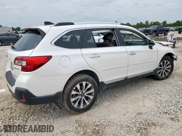 ✅ 2019 Subaru Outback Touring • VIN: 4S4BSATC5K3382358 • Лот: 64799895. Опубликован ранее на Copart с пробегом 53 487 миль. Бесплатный доступ к архиву аукционных продаж из США и подробный отчёт об истории автомобиля на DreamBid. Изображение 3.