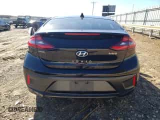 2017 Hyundai Ioniq Limited с VIN KMHC85LC8HU028749, выставлен на аукционе Copart как лот 79856904 с пробегом 153 663 миль миль и Списание • Salvage title. История ставок и продаж доступна на DreamBid. Изображение 6.