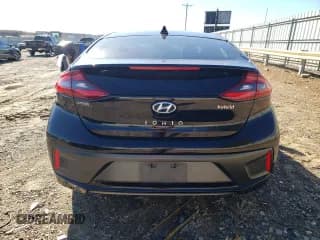 ✅ 2017 Hyundai Ioniq Limited • VIN: KMHC85LC8HU028749 • Lot: 79856904. Wystawiony na Copart z przebiegiem 153 663 mil. Bezpłatny archiwum sprzedaży aukcyjnych z USA i szczegółowy raport historii pojazdu na DreamBid. Zdjęcie 6.