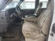 ✅ 2003 Chevrolet Silverado 2500HD LS • VIN: 1GCHC29U33E188273 • Лот: 67840875. Опубликован ранее на Copart с пробегом 248 529 миль. Бесплатный доступ к архиву аукционных продаж из США и подробный отчёт об истории автомобиля на DreamBid. Изображение 7.