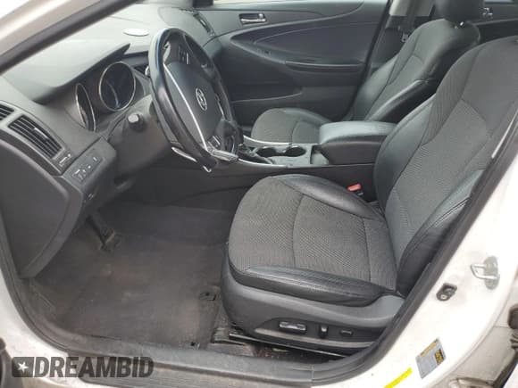 ✅ 2011 Hyundai Sonata SE • VIN: 5NPEC4ABXBH184891 • Lot: 67240255. Wystawiony na Copart z przebiegiem 102 668 mil. Bezpłatny archiwum sprzedaży aukcyjnych z USA i szczegółowy raport historii pojazdu na DreamBid. Zdjęcie 7.