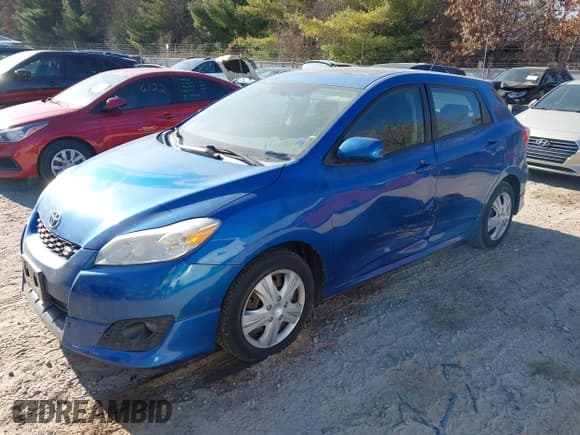 ✅ 2009 Toyota Matrix S • VIN: 2T1KE40EX9C014133 • Лот: 43696102. Опубликован ранее на IAAI с пробегом 203 397 миль. Бесплатный доступ к архиву аукционных продаж из США и подробный отчёт об истории автомобиля на DreamBid. Изображение 2.