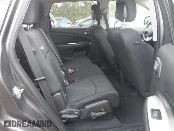 ✅ 2017 Dodge Journey Crossroad Plus • VIN: 3C4PDCGB4HT517313 • Lot: 43293340. Listed on IAAI with 77,634 mi. Free auction sales archive from the USA and detailed vehicle history report at DreamBid. Image 8.