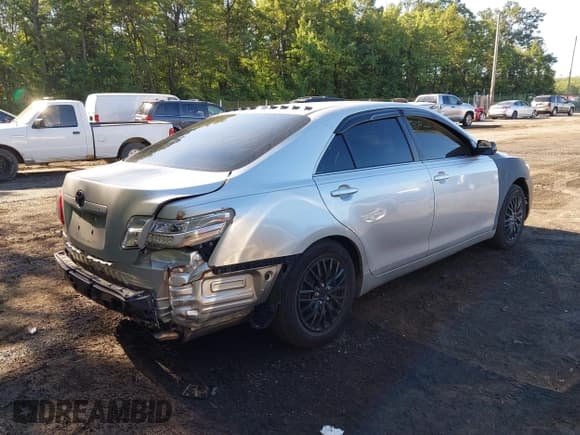 ✅ 2010 Toyota Camry • VIN: 4T1BF3EK6AU046957 • Lot: 43054263. Listed on IAAI with 156,692 mi. Free auction sales archive from the USA and detailed vehicle history report at DreamBid. Image 4.