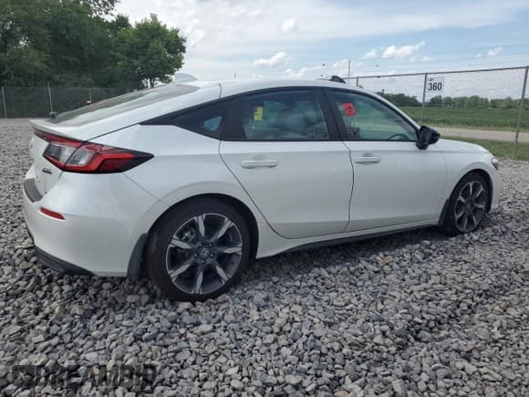 ✅ 2025 Honda Civic Sport Touring • VIN: 19XFL4H90SE014096 • Lot: 67480605. Listed on Copart with 5,364 mi. Free auction sales archive from the USA and detailed vehicle history report at DreamBid. Image 3.