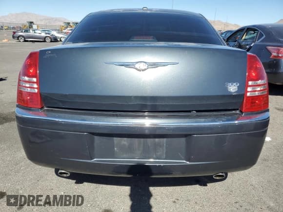 ✅ 2007 Chrysler 300 C • VIN: 2C3KA63H47H874629 • Lot: 82315575. Listed on Copart with Not provided. Free auction sales archive from the USA and detailed vehicle history report at DreamBid. Image 6.