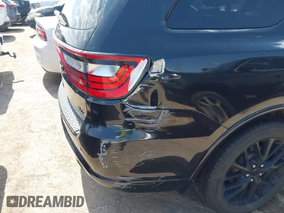 ✅ 2016 Dodge Durango R/T • VIN: 1C4SDHCT2GC437461 • Lot: 42773647. Wystawiony na IAAI z przebiegiem 185 358 mil. Bezpłatny archiwum sprzedaży aukcyjnych z USA i szczegółowy raport historii pojazdu na DreamBid. Zdjęcie 6.