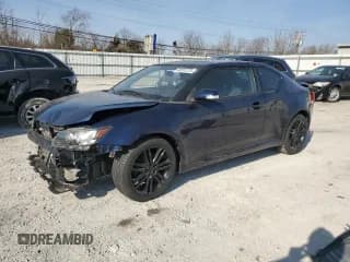 ✅ 2011 Scion tC • VIN: JTKJF5C76B3000488 • Лот: 48551275. Опубликован ранее на Copart с пробегом Не указан. Бесплатный доступ к архиву аукционных продаж из США и подробный отчёт об истории автомобиля на DreamBid. Изображение 1.