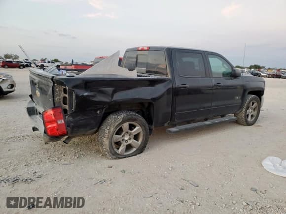 ✅ 2018 Chevrolet Silverado 1500 LT • VIN: 3GCPCREC5JG555892 • Лот: 80944995. Опубликован ранее на Copart с пробегом 78 048 миль. Бесплатный доступ к архиву аукционных продаж из США и подробный отчёт об истории автомобиля на DreamBid. Изображение 3.