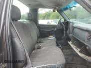 ✅ 2002 Chevrolet Silverado 1500 • VIN: 1GCEC14WX2Z166252 • Лот: 70298844. Опубликован ранее на Copart с пробегом Не указан. Бесплатный доступ к архиву аукционных продаж из США и подробный отчёт об истории автомобиля на DreamBid. Изображение 10.