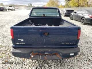 2002 Chevrolet S-10 LS с VIN 1GCCS19W328196413, выставлен на аукционе Copart как лот 76028354 с пробегом 273 316 миль миль и Списание • Salvage title. История ставок и продаж доступна на DreamBid. Изображение 6.