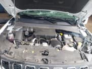 ✅ 2025 Jeep Compass Latitude • VIN: 3C4NJDBNXST504032 • Lot: 43421601. Wystawiony na IAAI z przebiegiem 15 238 mil. Bezpłatny archiwum sprzedaży aukcyjnych z USA i szczegółowy raport historii pojazdu na DreamBid. Zdjęcie 10.