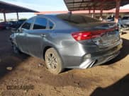 ✅ 2024 Kia Forte LXS • VIN: 3KPF24AD2RE712317 • Lot: 43676282. Wystawiony na IAAI z przebiegiem 40 934 mil. Bezpłatny archiwum sprzedaży aukcyjnych z USA i szczegółowy raport historii pojazdu na DreamBid. Zdjęcie 3.