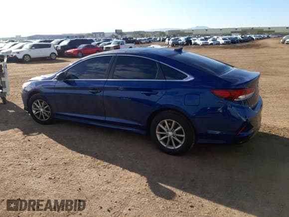 ✅ 2019 Hyundai Sonata SE • VIN: 5NPE24AF3KH762917 • Lot: 45158033. Listed on Copart with 80,471 mi. Free auction sales archive from the USA and detailed vehicle history report at DreamBid. Image 2.