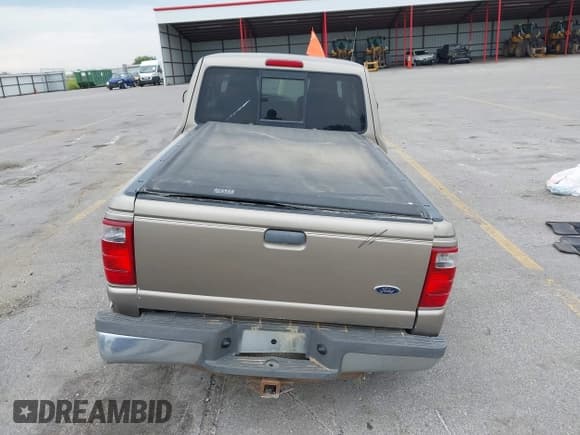 ✅ 2004 Ford Ranger XL Fleet • VIN: 1FTZR45E14PB30455 • Лот: 42986114. Опубликован ранее на IAAI с пробегом 131 100 миль. Бесплатный доступ к архиву аукционных продаж из США и подробный отчёт об истории автомобиля на DreamBid. Изображение 17.