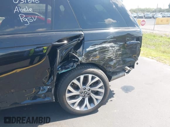 ✅ 2019 Land Rover Range Rover HSE • VIN: SALGS2SV0KA552908 • Lot: 42274154. Listed on IAAI with 95,041 mi. Free auction sales archive from the USA and detailed vehicle history report at DreamBid. Image 6.