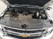 ✅ 2018 Chevrolet Suburban LT • VIN: 1GNSKHKCXJR115671 • Lot: 63240094. Wystawiony na Copart z przebiegiem 112 961 mil. Bezpłatny archiwum sprzedaży aukcyjnych z USA i szczegółowy raport historii pojazdu na DreamBid. Zdjęcie 12.