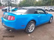 ✅ 2010 Ford Mustang V6 • VIN: 1ZVBP8EN7A5115798 • Lot: 43537903. Listed on IAAI with 97,585 mi. Free auction sales archive from the USA and detailed vehicle history report at DreamBid. Image 4.