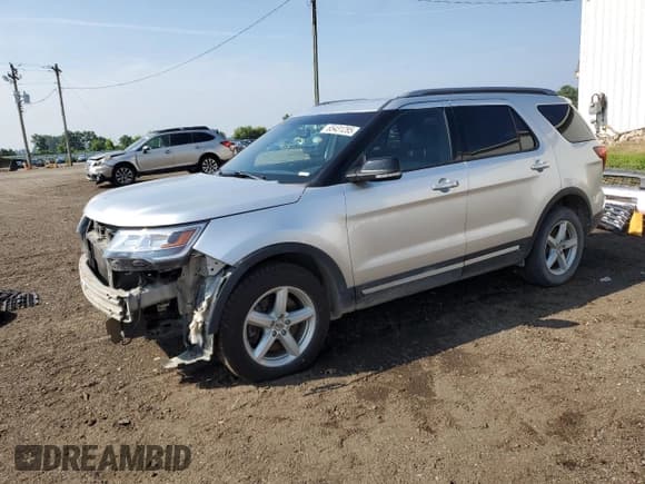 ✅ 2016 Ford Explorer XLT • VIN: 1FM5K8DH6GGC32694 • Лот: 65431285. Опубликован ранее на Copart с пробегом 197 755 миль. Бесплатный доступ к архиву аукционных продаж из США и подробный отчёт об истории автомобиля на DreamBid. Изображение 1.