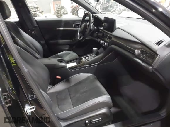 ✅ 2024 Acura Integra Technology • VIN: 19UDE4H60RA014881 • Lot: 43487443. Wystawiony na IAAI z przebiegiem 7 549 mil. Bezpłatny archiwum sprzedaży aukcyjnych z USA i szczegółowy raport historii pojazdu na DreamBid. Zdjęcie 5.